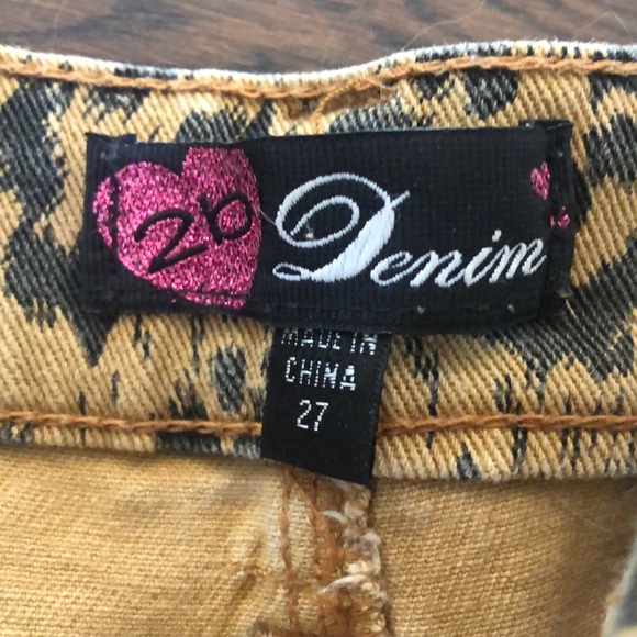 BEBE LEOPARD/CHEETAH JEANS - Picture 3 of 4